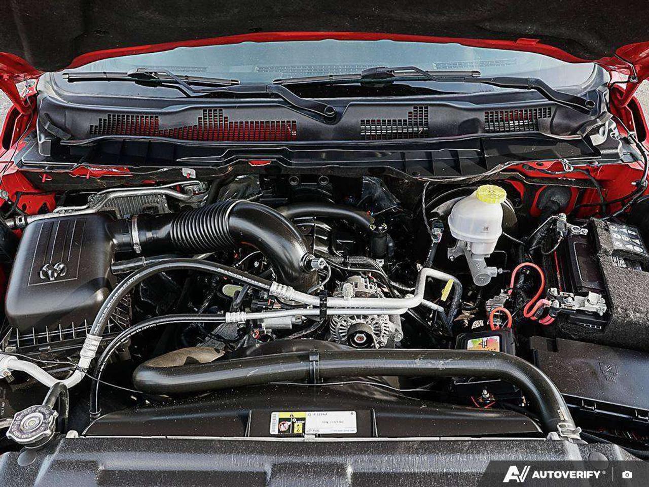 2021 RAM 1500 SLT, 5.7L HEMI V8, 4X4, ALLOYS, CLOTH, BENCH, CERTIFIED PREOWNED! Photo