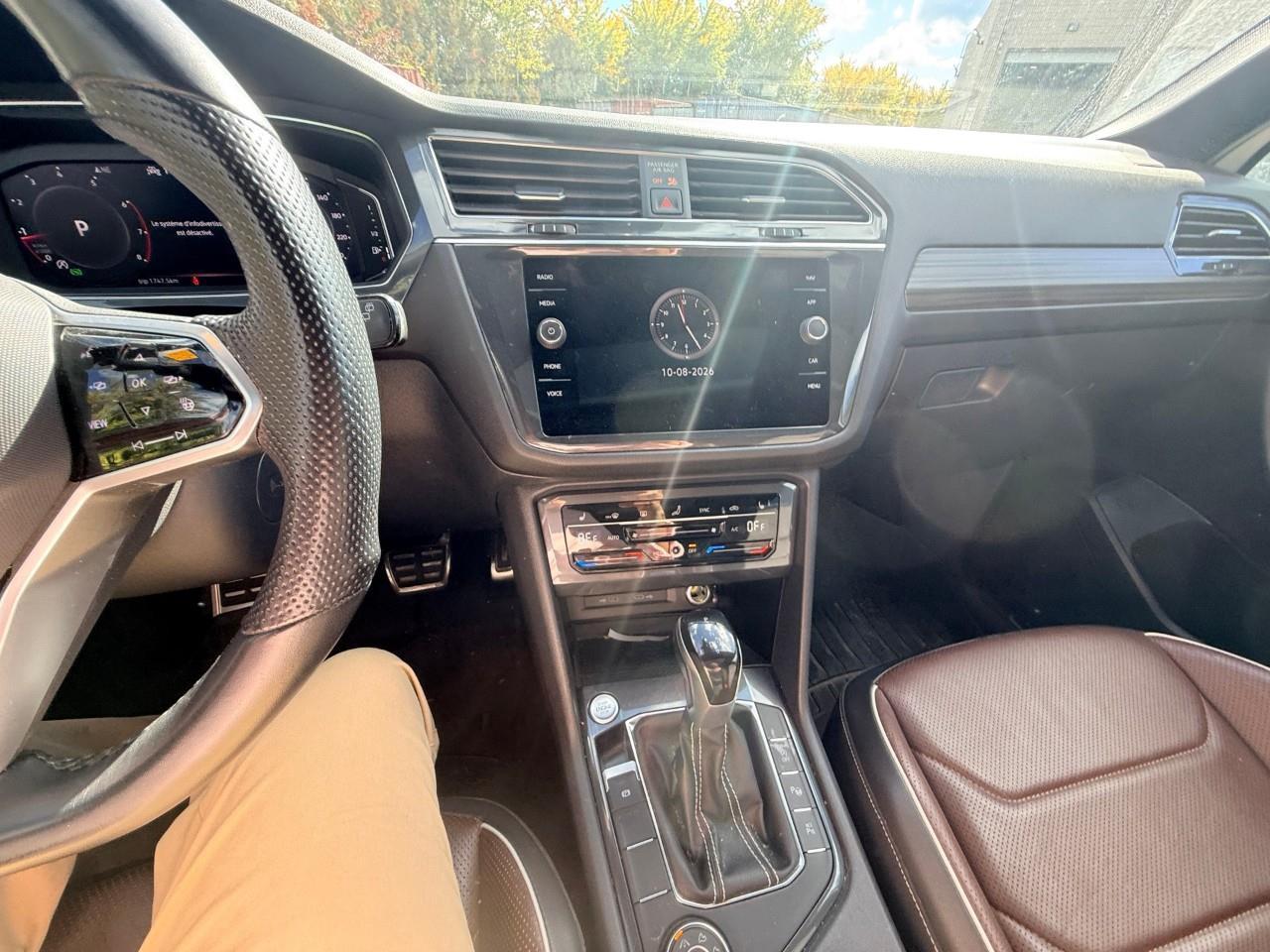 2022 Volkswagen Tiguan Highline R-LINE 4dr All-wheel Drive 4MOTION Photo