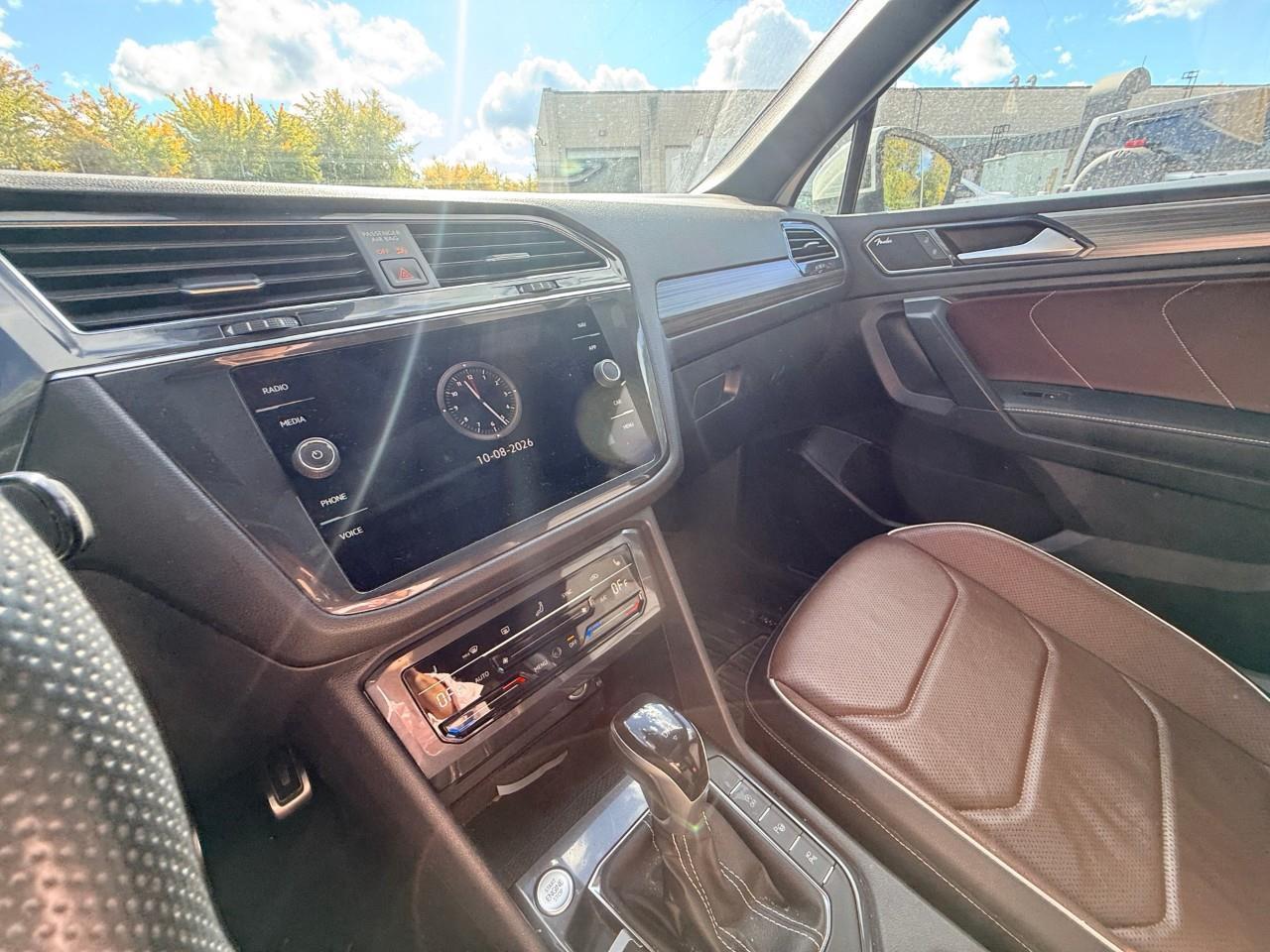 2022 Volkswagen Tiguan Highline R-LINE 4dr All-wheel Drive 4MOTION Photo