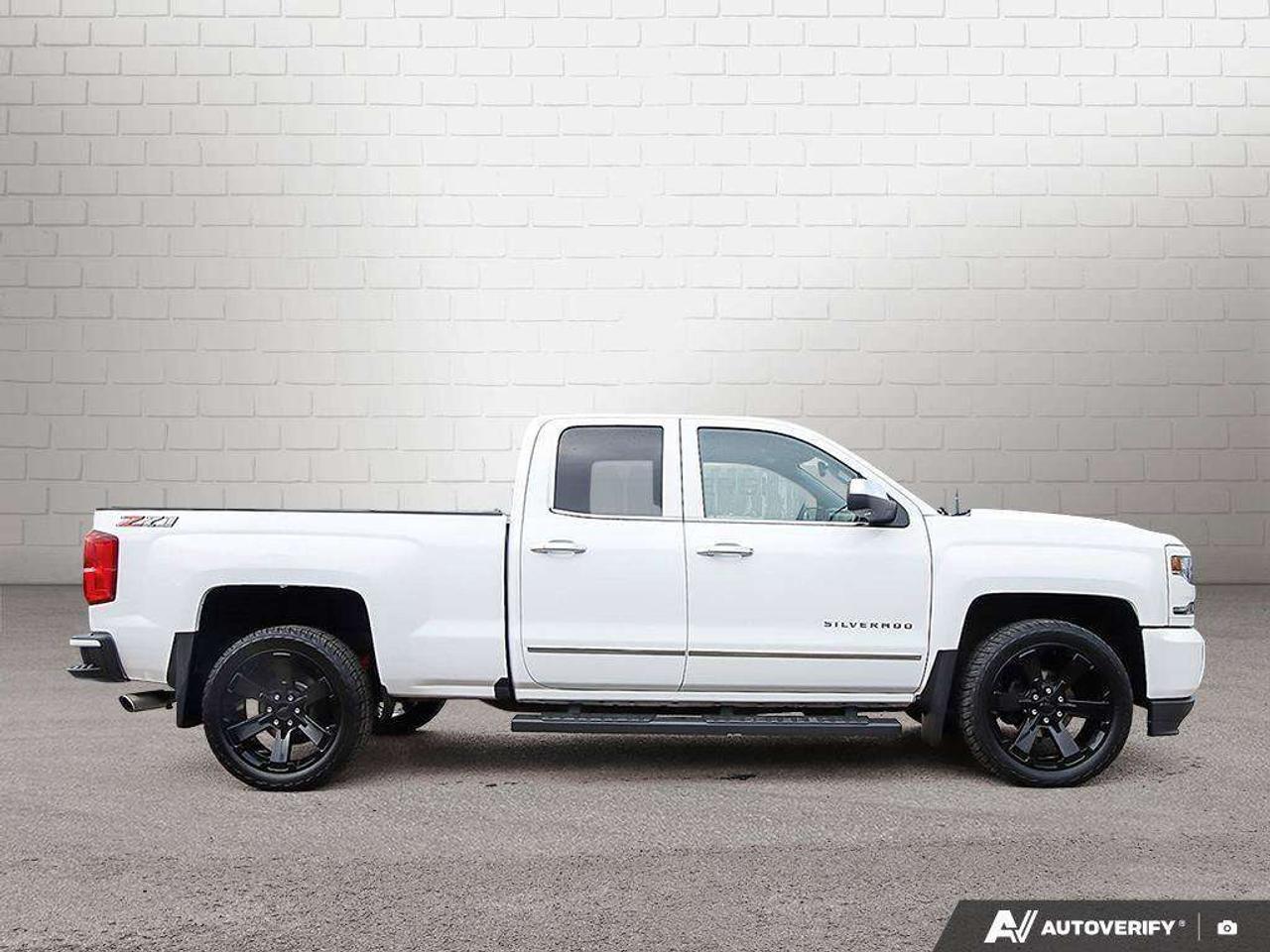 2018 Chevrolet Silverado 1500 5.3L V8, 4X4, Z71, ALLOYS, LEATHER, DOUBLE, 1-OWNER, CERTIFIED AS-TRADED! Photo
