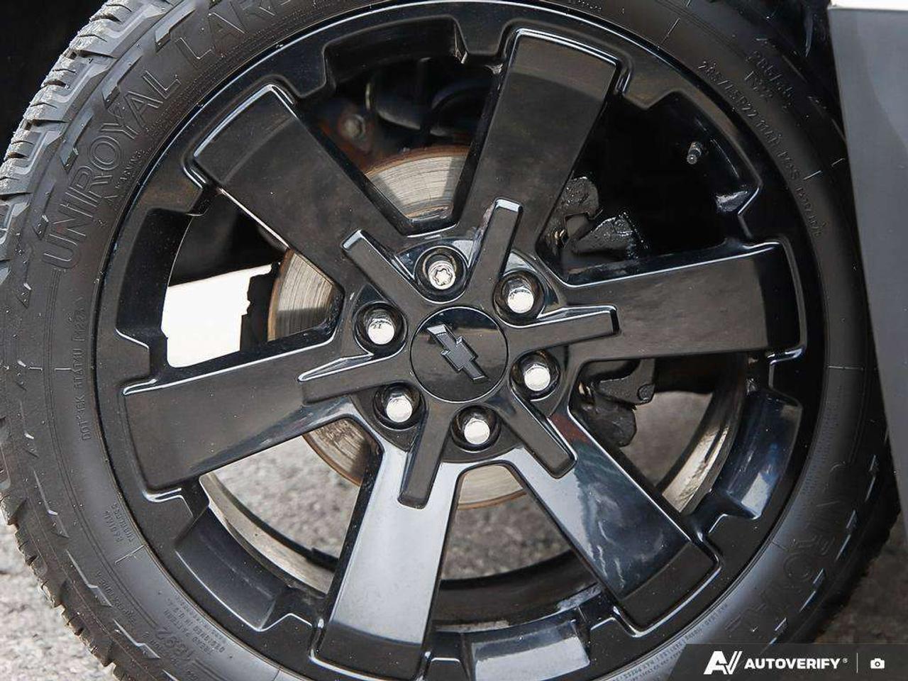 2018 Chevrolet Silverado 1500 5.3L V8, 4X4, Z71, ALLOYS, LEATHER, DOUBLE, 1-OWNER, CERTIFIED AS-TRADED! Photo