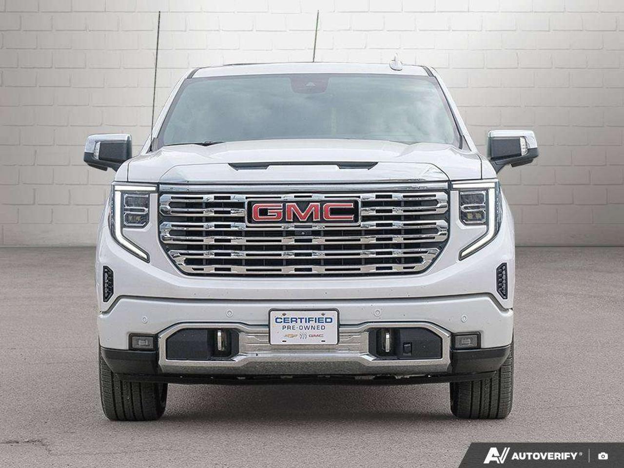 2023 GMC Sierra 1500 DENALI, 6.2L V8, 4X4, ALLOYS, LEATHER, BOSE, 1-OWNER, MACMASTER ORIGINAL, CERTIFIED PREOWNED! Photo