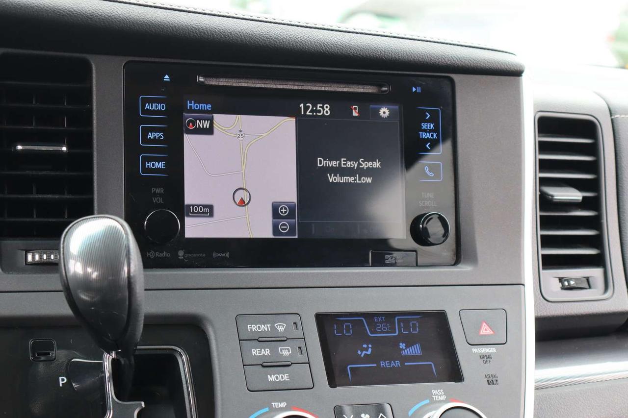 2017 Toyota Sienna SE 8-Passenger   Safety Certification Included Photo