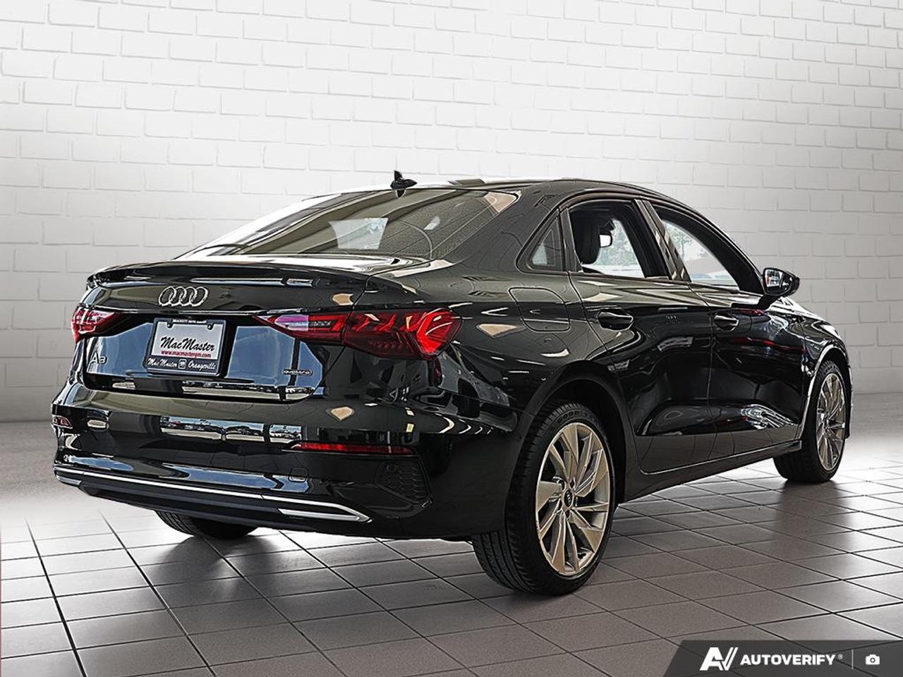 2023 Audi A3 Sedan Komfort 40 TFSI Photo