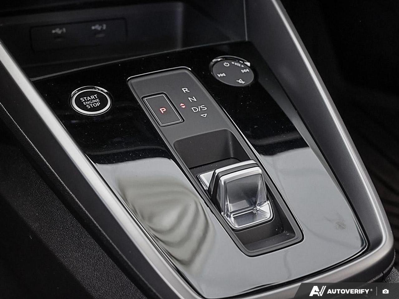 2023 Audi A3 Sedan Komfort 40 TFSI Photo