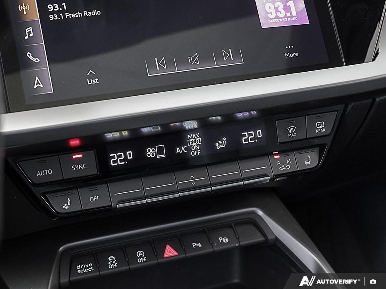 2023 Audi A3 Sedan Komfort 40 TFSI Photo
