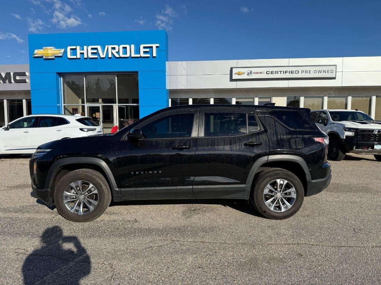 2025 Chevrolet Equinox BRAY ORIGINAL. ALL WEATHER MATS. HEATED POWER MIRRORS. HEATED FRONT SEATS. REMOTE START. Photo