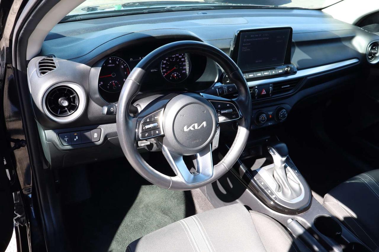2024 Kia Forte EX   74$ WEEKLY   DONT PAY EXTRA FOR CASH Photo