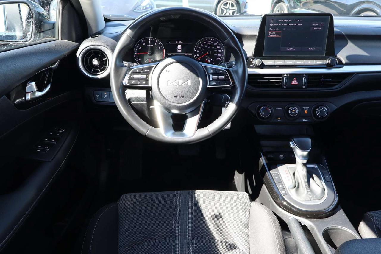 2024 Kia Forte EX   74$ WEEKLY   DONT PAY EXTRA FOR CASH Photo