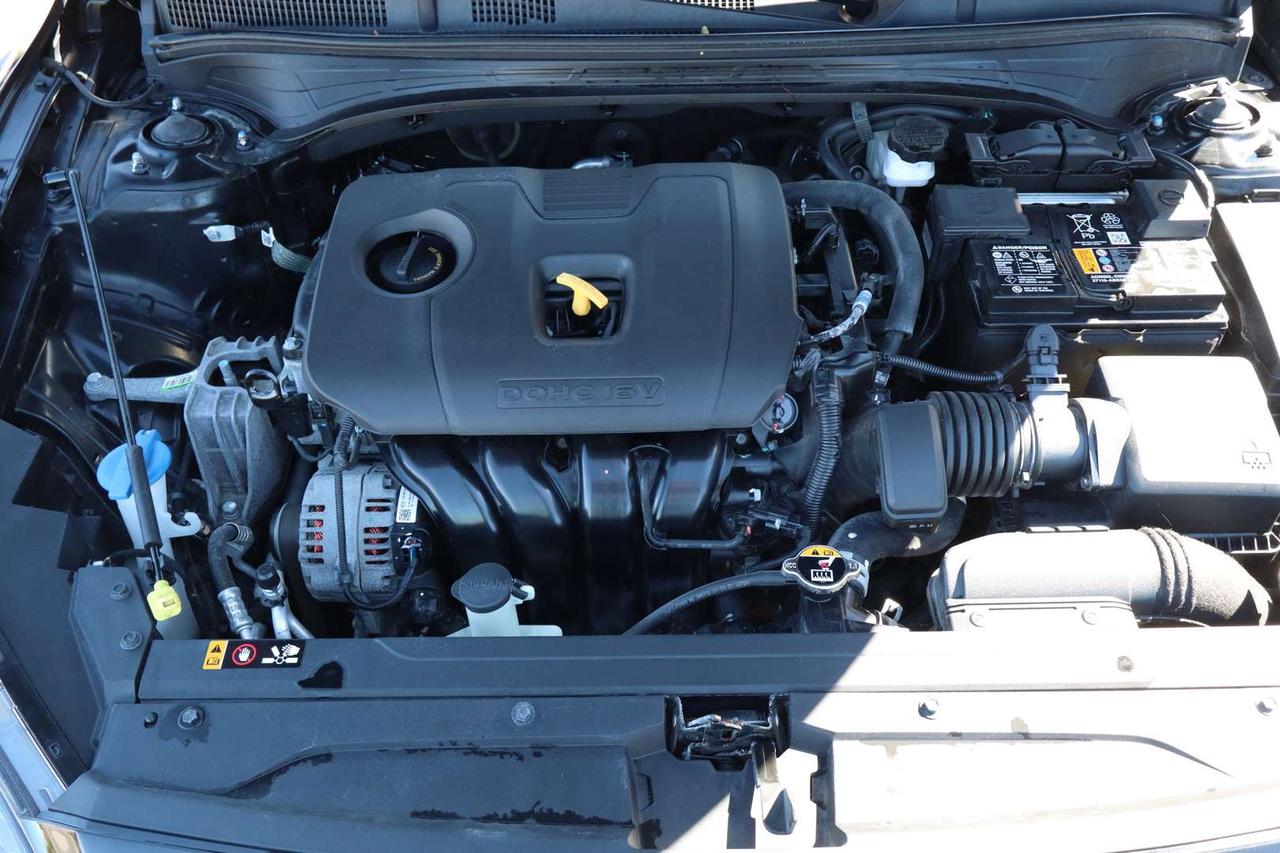 2024 Kia Forte EX   74$ WEEKLY   DONT PAY EXTRA FOR CASH Photo