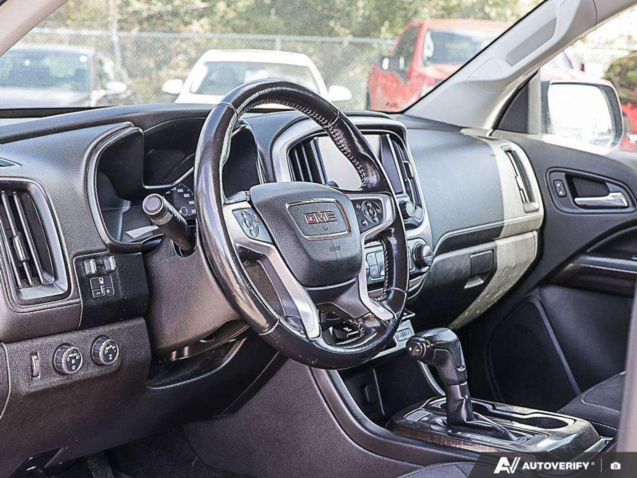 2018 GMC Canyon 2.8L DURAMAX, 4X4, ALLOYS, CLOTH, BOSE, CERTIFIED AS-TRADED! Photo