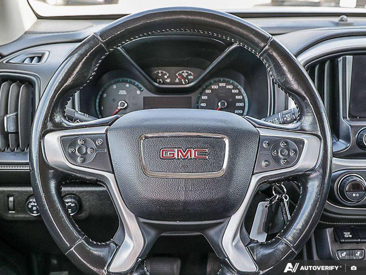 2018 GMC Canyon 2.8L DURAMAX, 4X4, ALLOYS, CLOTH, BOSE, CERTIFIED AS-TRADED! Photo