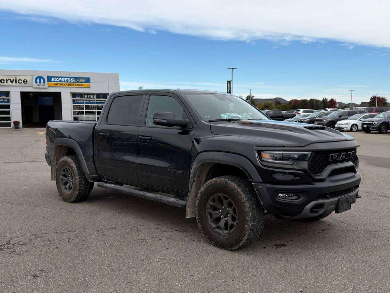 2023 RAM 1500 ACCIDENT FREE   SUNROOF   LEATHER Photo