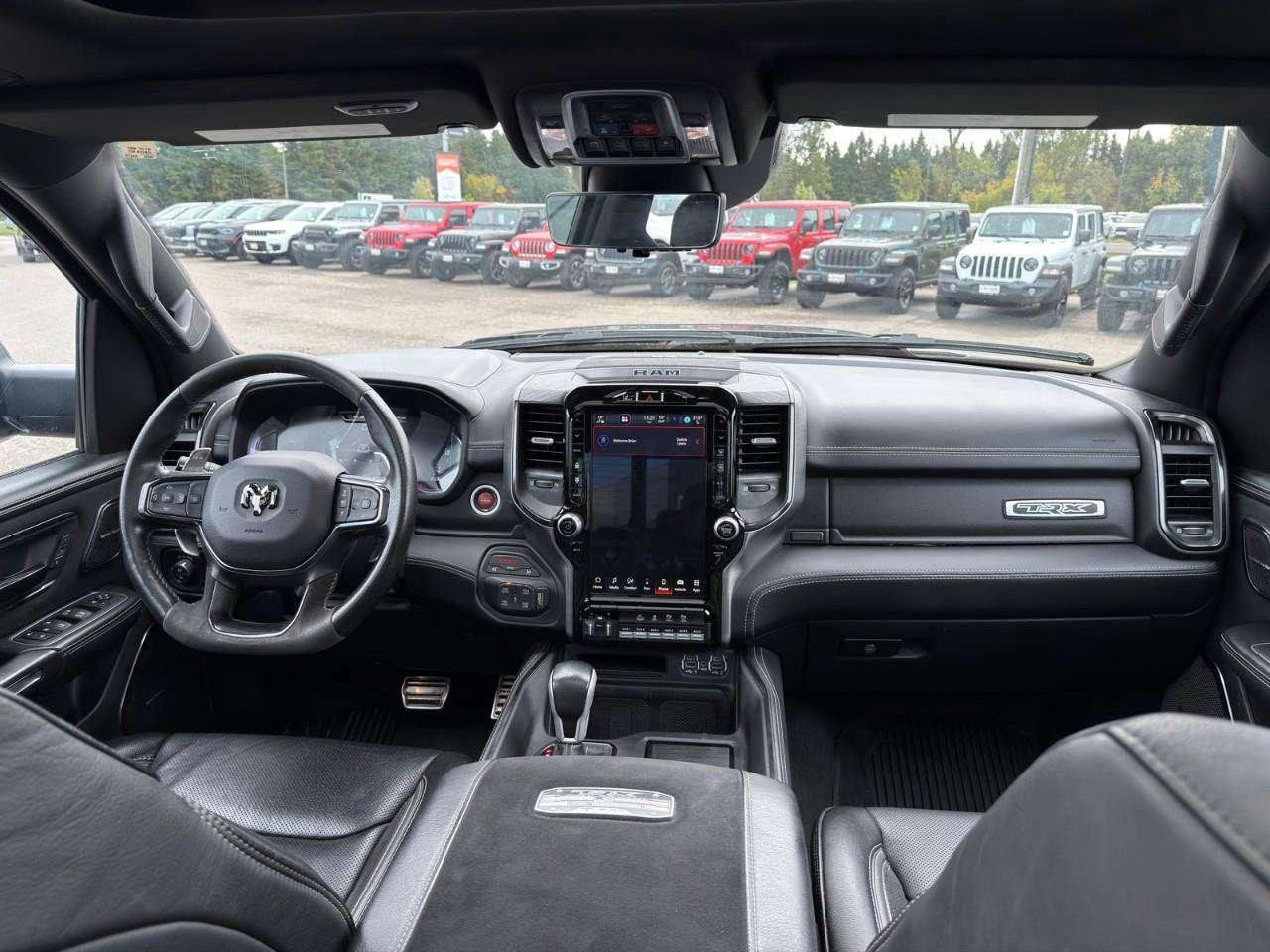 2023 RAM 1500 ACCIDENT FREE   SUNROOF   LEATHER Photo