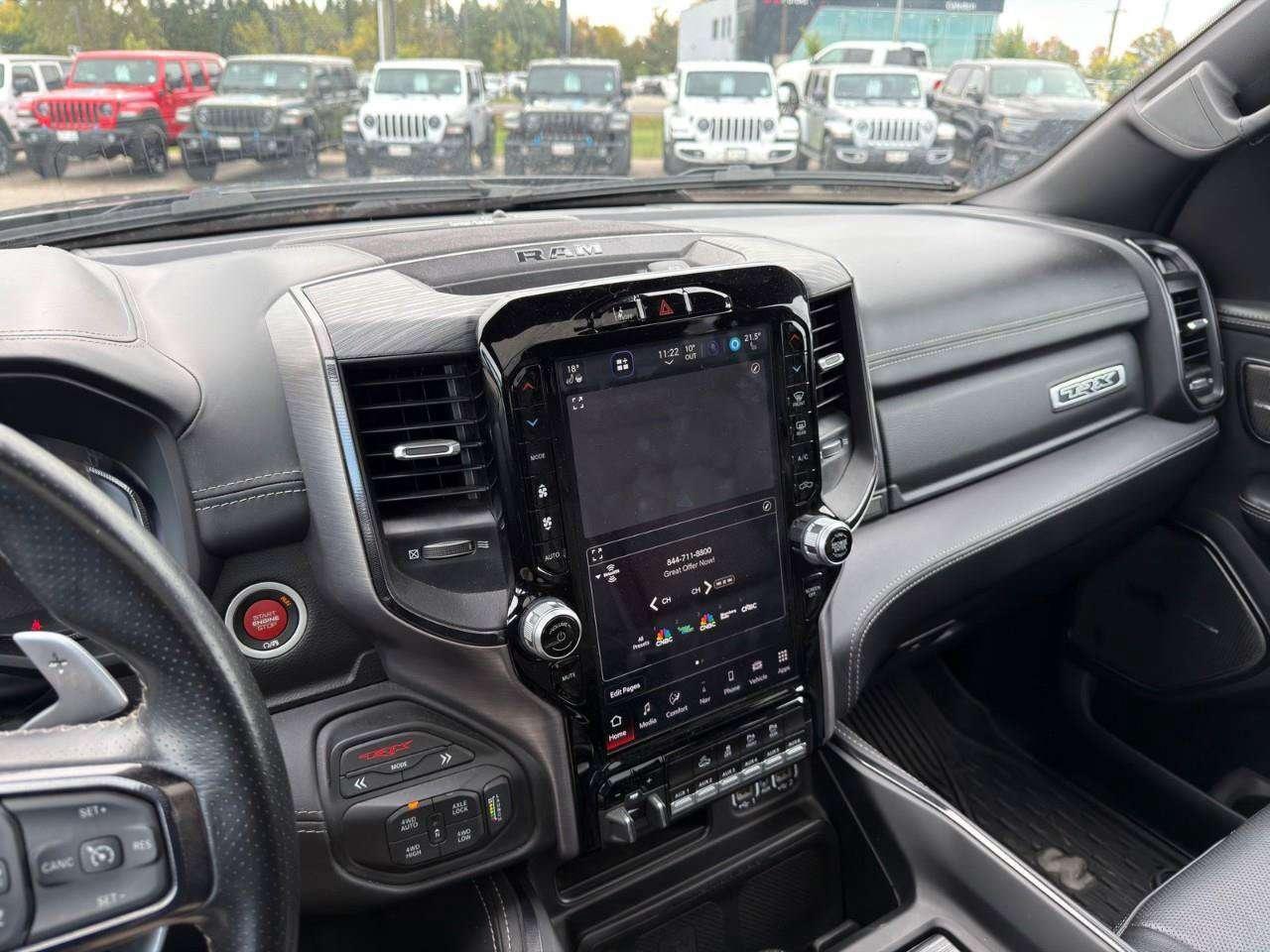 2023 RAM 1500 ACCIDENT FREE   SUNROOF   LEATHER Photo