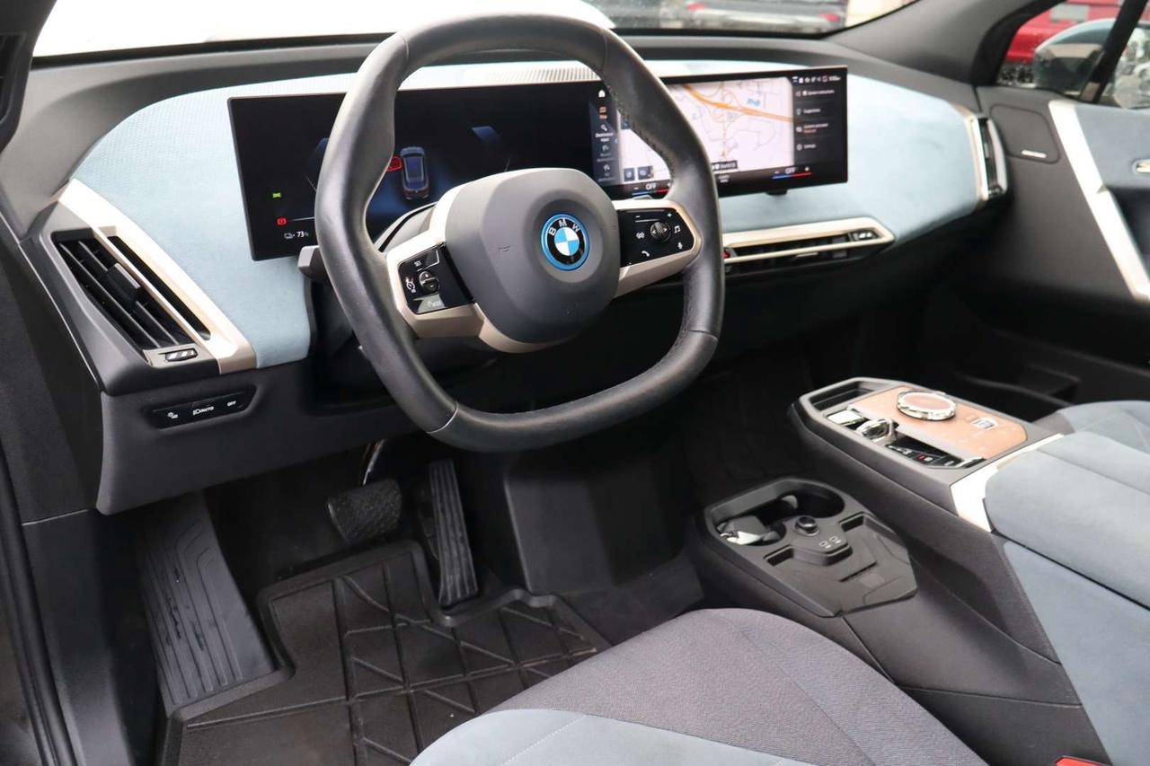2022 BMW iX xDrive50   Premium   Blue Interior   Accident Free Photo