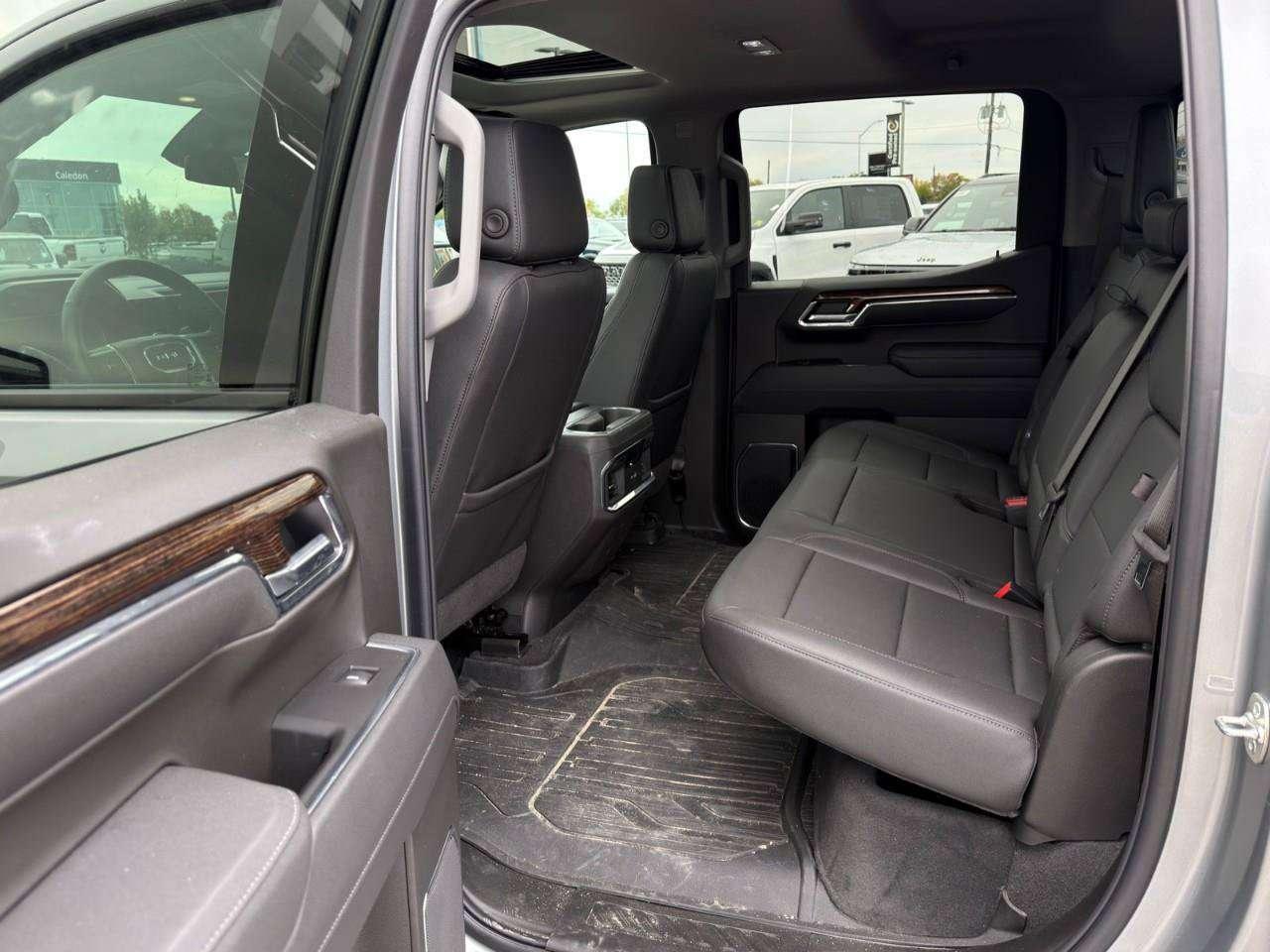 2026 GMC Sierra 1500 ACCIDENT FREE   LEATHER   SUNROOF Photo