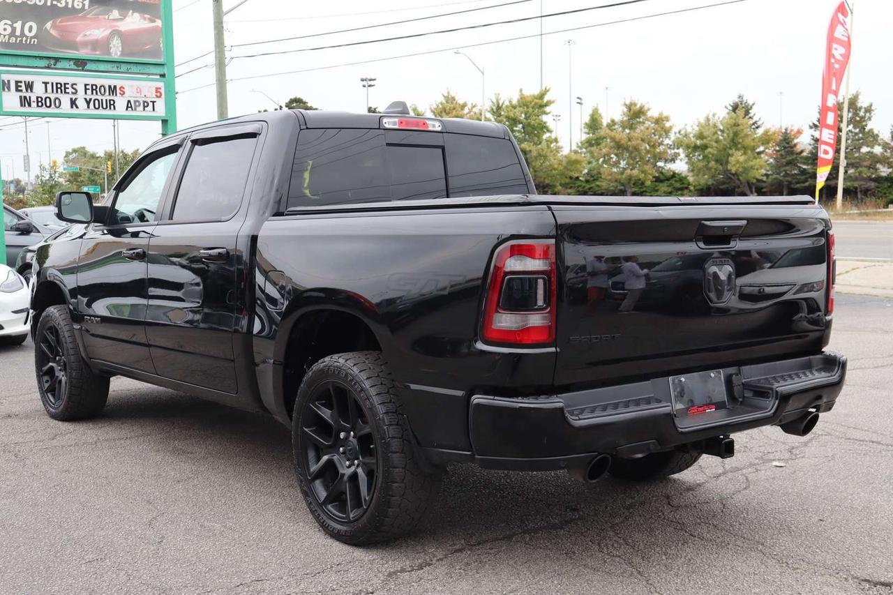 2022 RAM 1500 Sport GT Crew Cab 4WD Hemi 5.7L Photo
