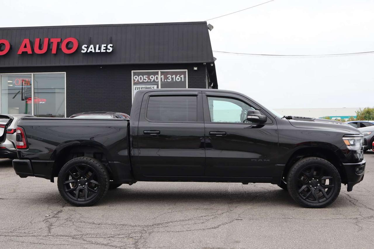 2022 RAM 1500 Sport GT Crew Cab 4WD Hemi 5.7L Photo