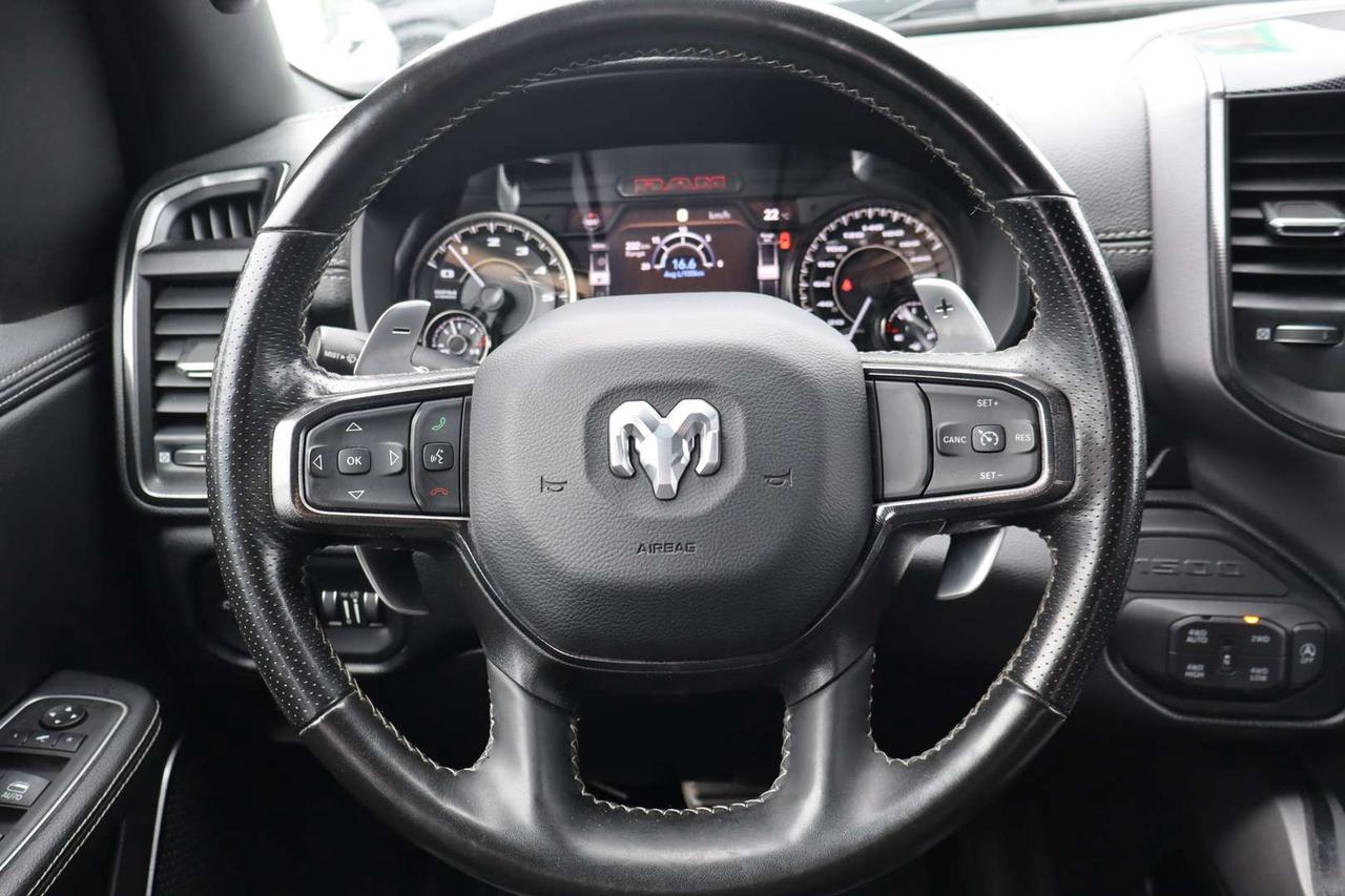 2022 RAM 1500 Sport GT Crew Cab 4WD Hemi 5.7L Photo