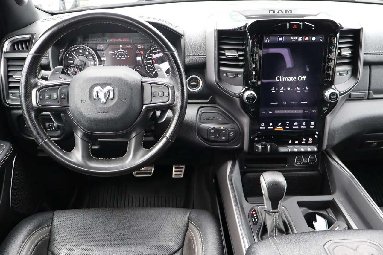 2022 RAM 1500 Sport GT Crew Cab 4WD Hemi 5.7L Photo