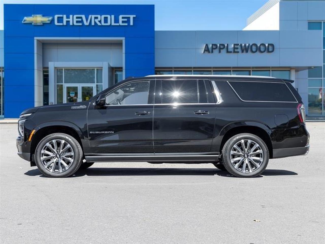 2026 Chevrolet Suburban High Country 4dr 4x4 Photo2