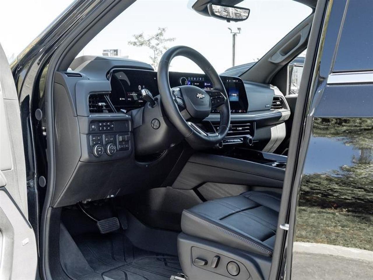 2026 Chevrolet Suburban High Country 4dr 4x4 Photo