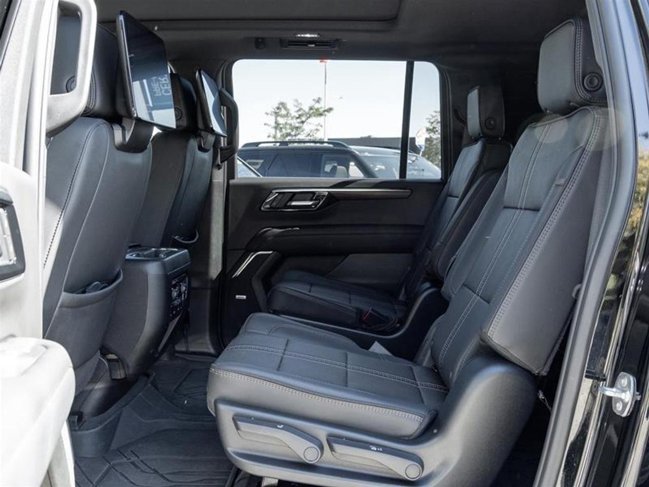 2026 Chevrolet Suburban High Country 4dr 4x4 Photo