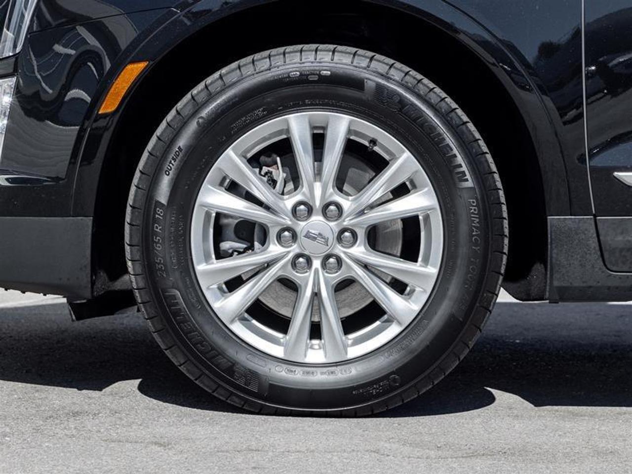 2024 Cadillac XT5 Luxury 4dr All-Wheel Drive Photo3