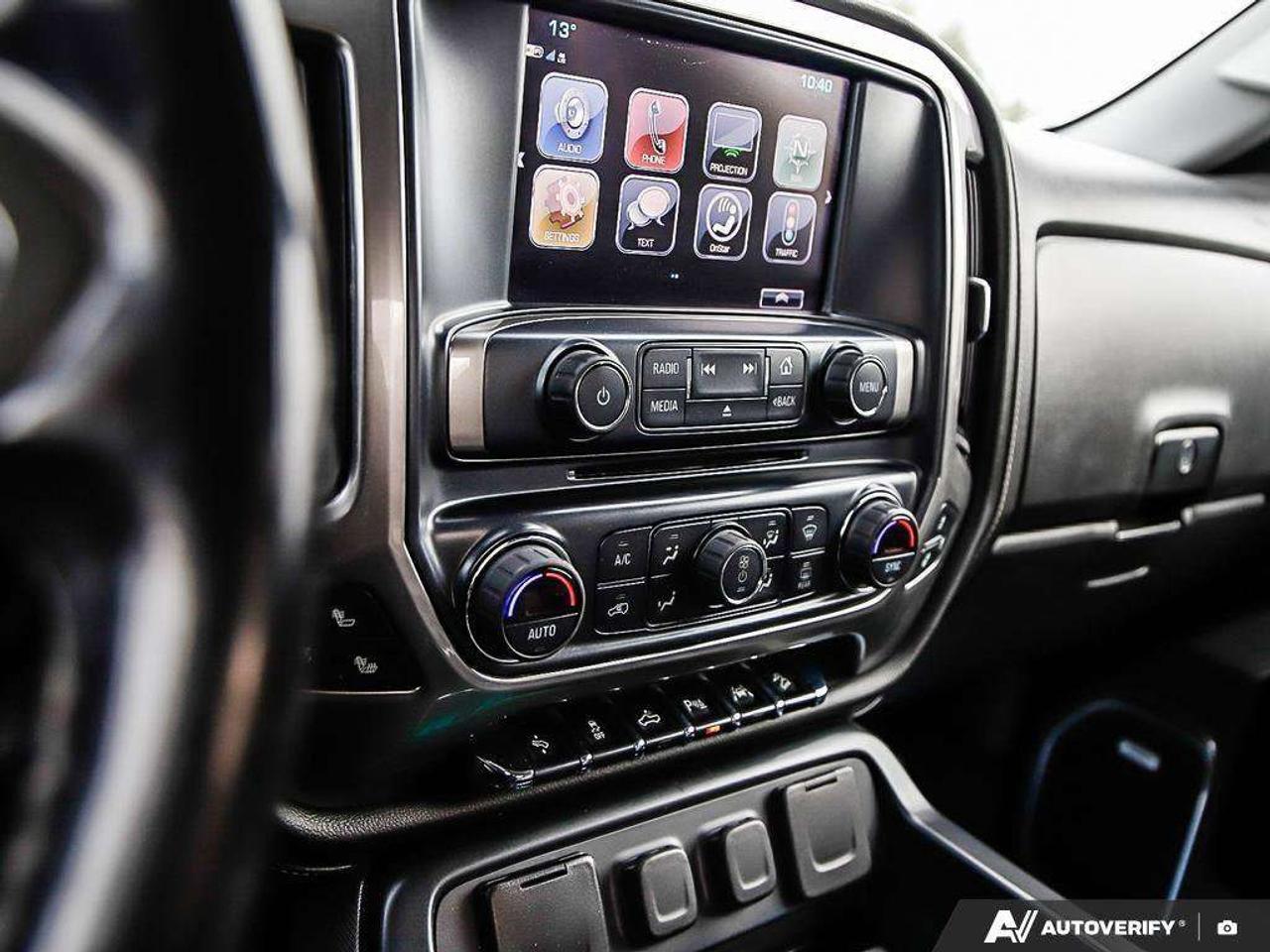 2018 Chevrolet Silverado 1500 5.3L V8, 4X4, Z71, ALLOYS, LEATHER, DOUBLE, 1-OWNER, CERTIFIED AS-TRADED! Photo