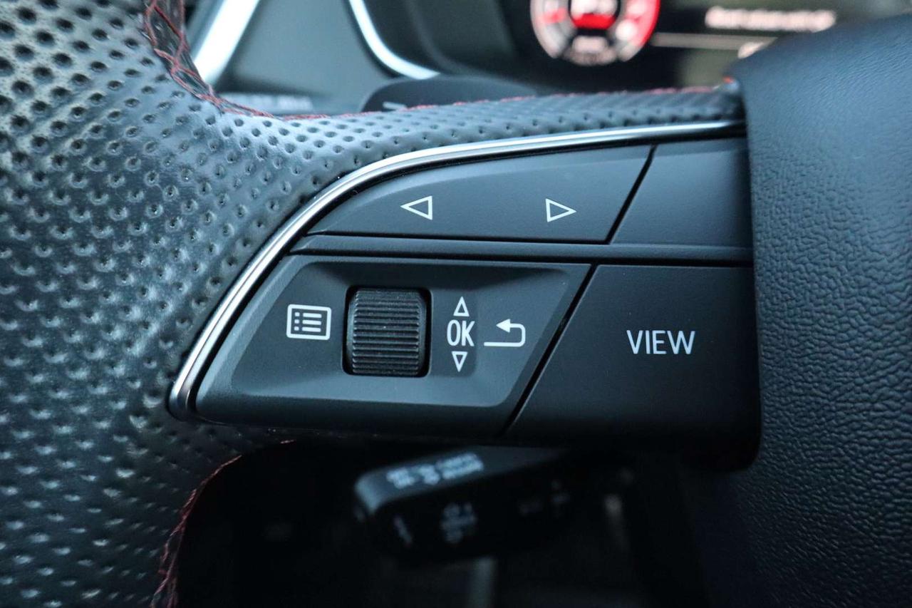 2023 Audi SQ5 3.0T TECHNIK Quattro   DYNAMIC PKG   AIR SUSPENSION   RED INTERIOR Photo