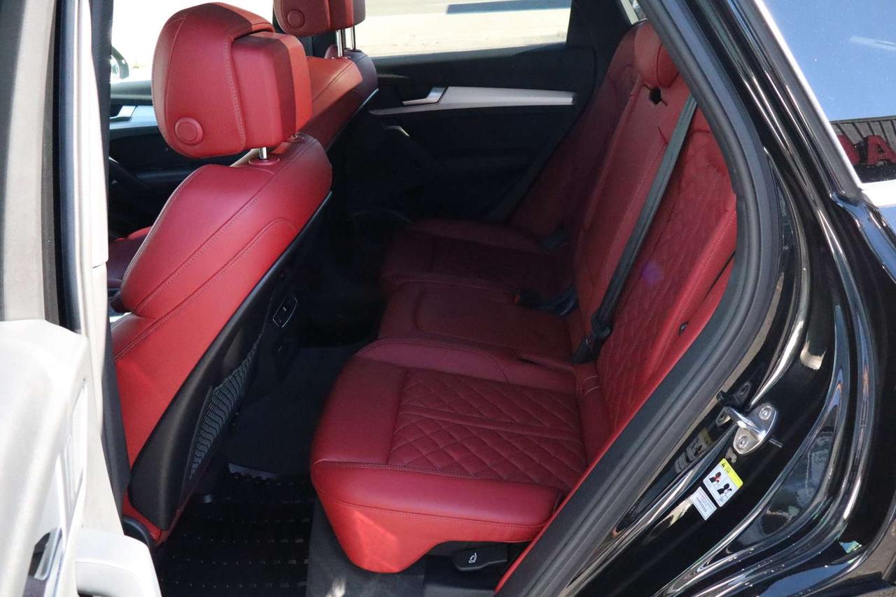 2023 Audi SQ5 3.0T TECHNIK Quattro   DYNAMIC PKG   AIR SUSPENSION   RED INTERIOR Photo
