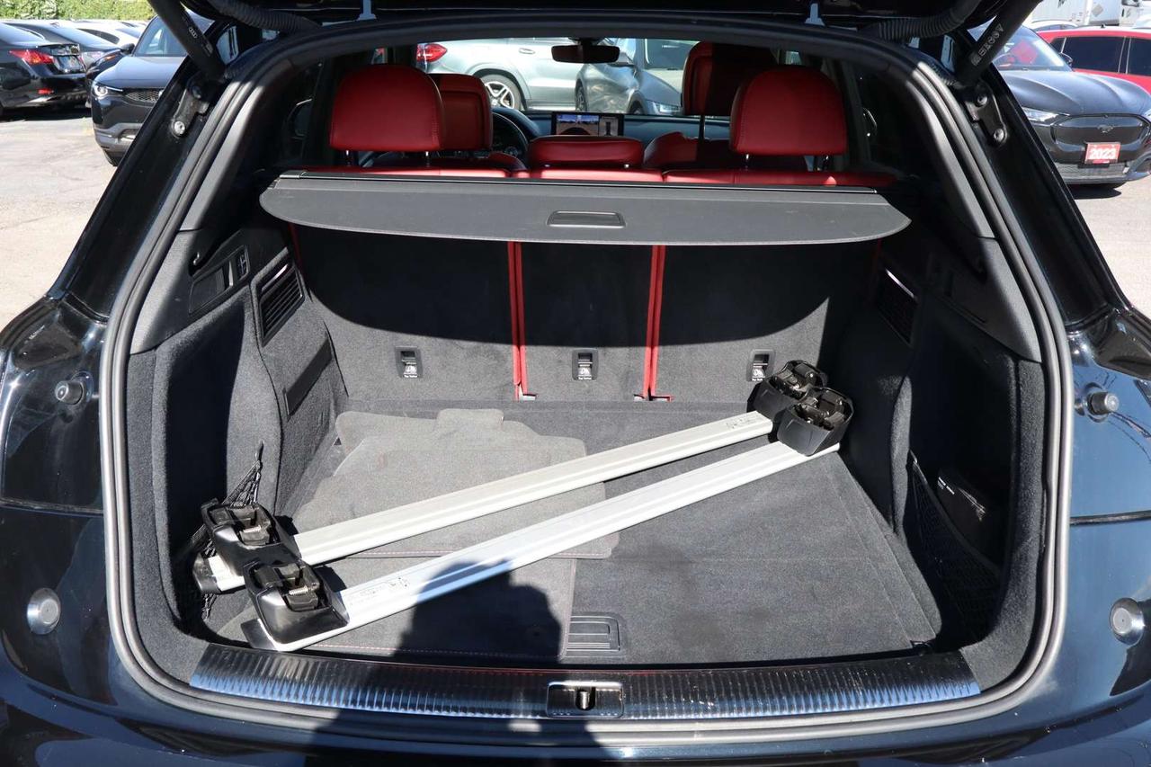 2023 Audi SQ5 3.0T TECHNIK Quattro   DYNAMIC PKG   AIR SUSPENSION   RED INTERIOR Photo