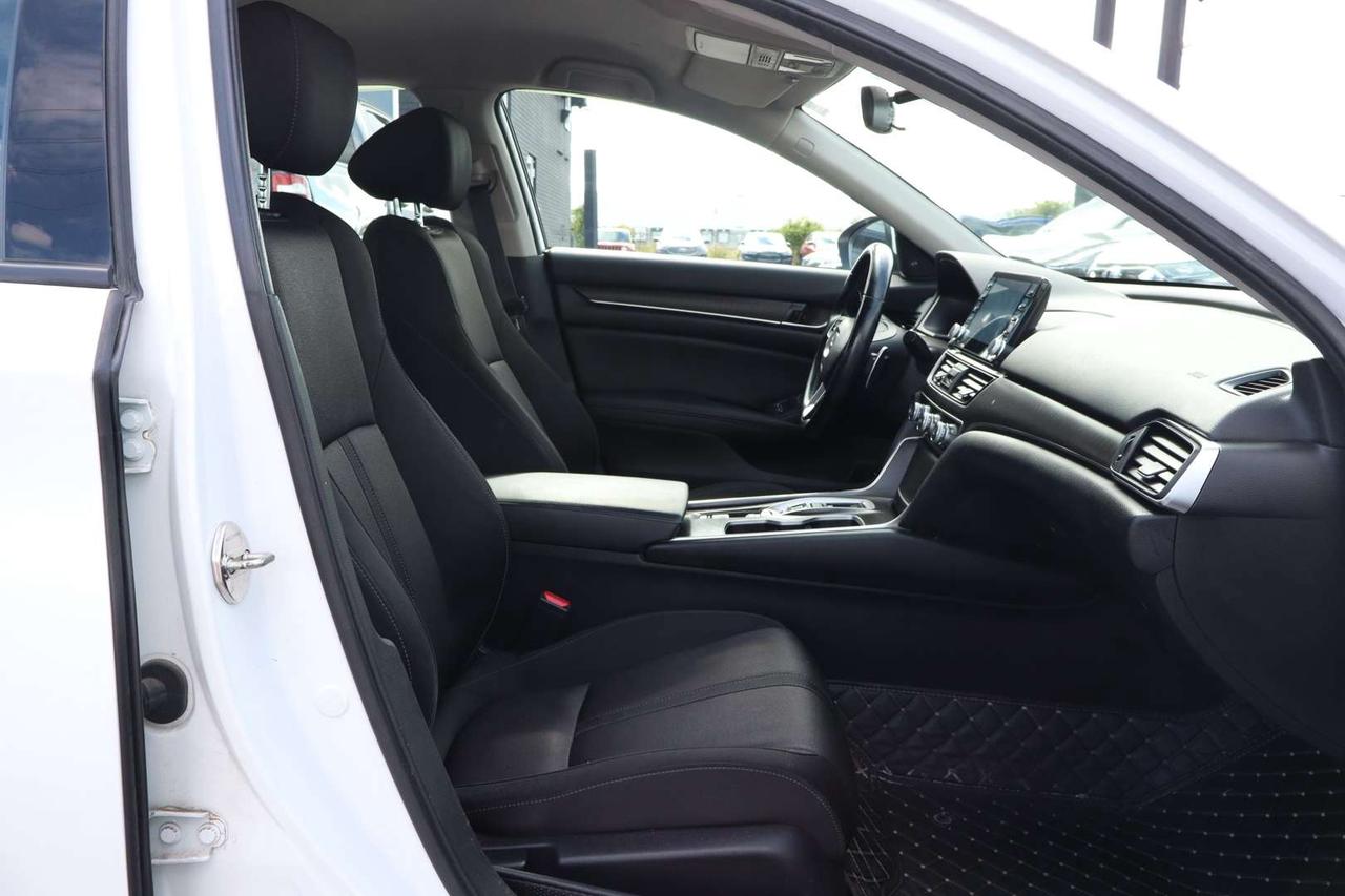 2019 Honda Accord HYBRID 2.0L Bluetooth Lane Keep $100/Weekly Photo