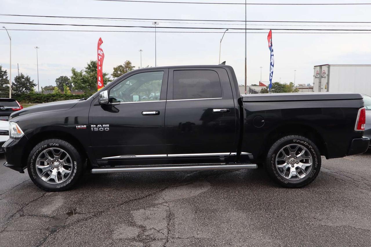 2018 RAM 1500 Limited Crew Cab 4WD   No Accidents   Certified   Local Ontario Vehicle Photo