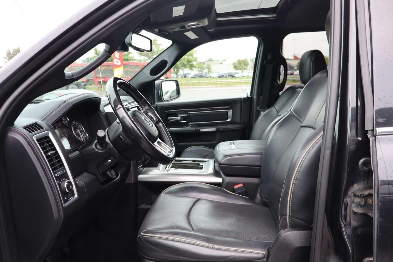 2018 RAM 1500 Limited Crew Cab 4WD   No Accidents   Certified   Local Ontario Vehicle Photo