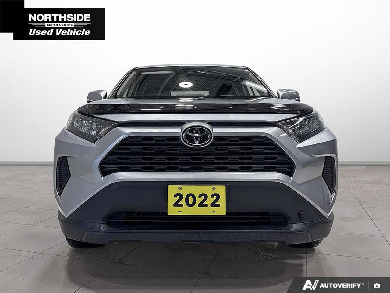 2022 Toyota RAV4 LE FWD Photo5
