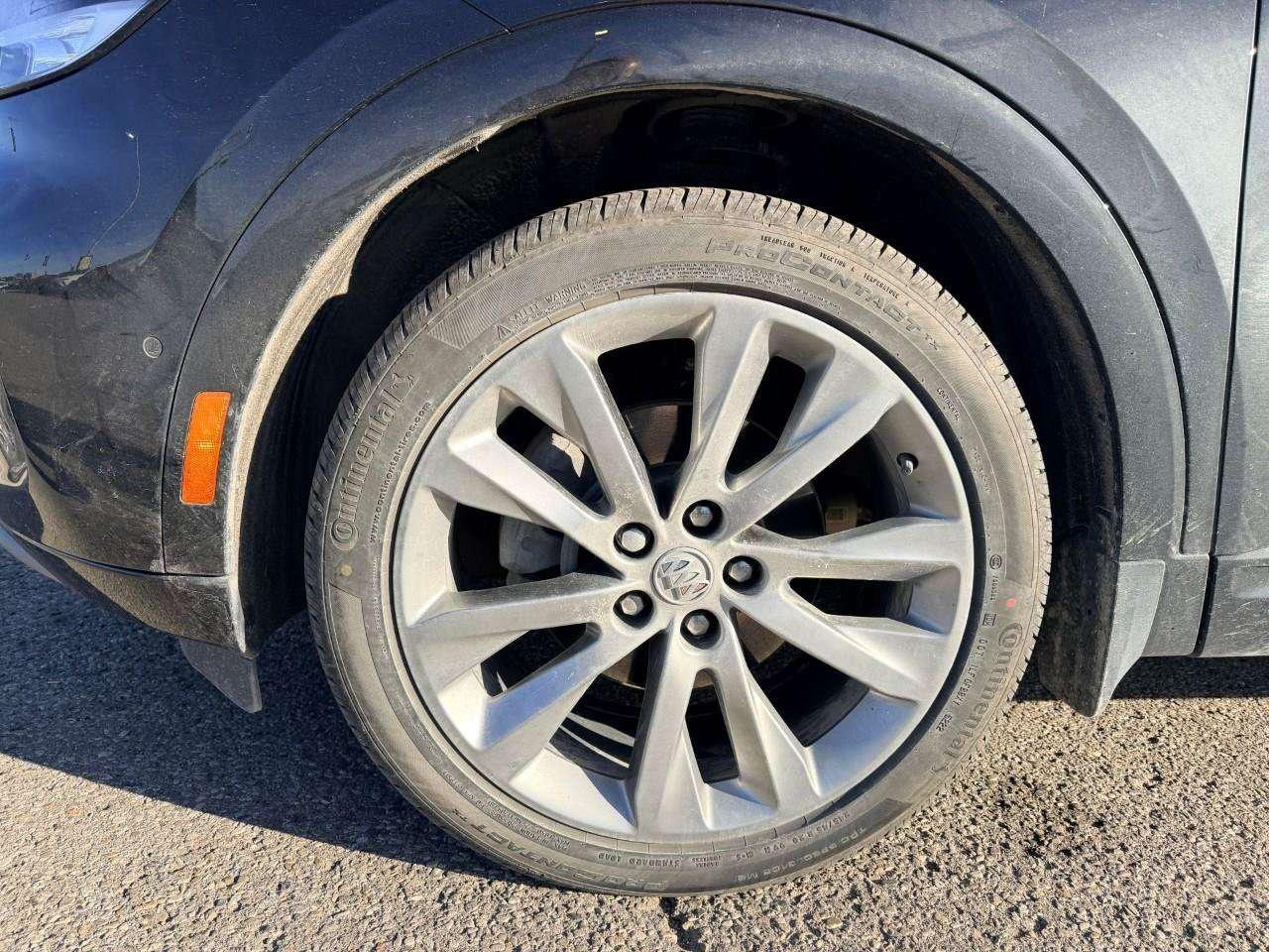 2023 Buick Envision AVENIR, 2.0L 4-CYL, AWD, ALLOYS, LEATHER, BOSE, NAV, 1-OWNER, MACMASTER ORIGINAL, CERTIFIED PREOWNED! Photo