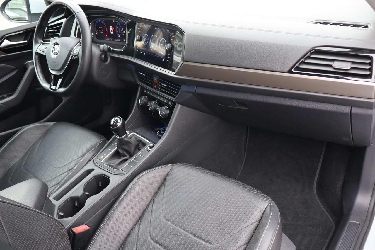 2019 Volkswagen Jetta EXECLINE   RARE MANUAL   Clean Carfax Photo