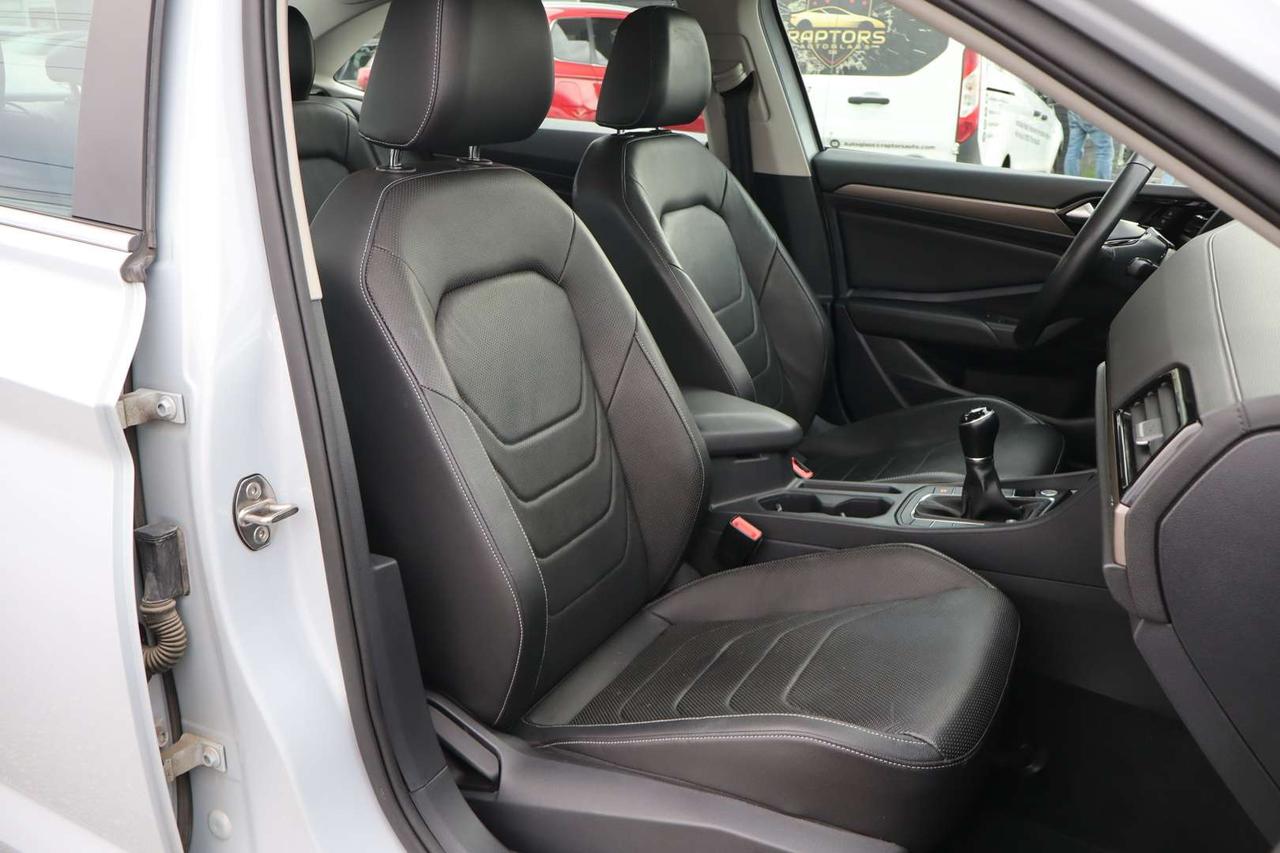 2019 Volkswagen Jetta EXECLINE   RARE MANUAL   Clean Carfax Photo