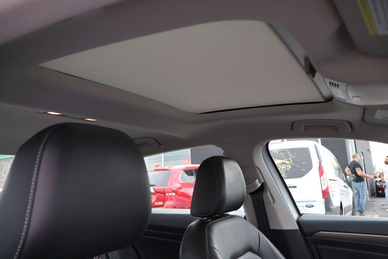 2019 Volkswagen Jetta EXECLINE   RARE MANUAL   Clean Carfax Photo