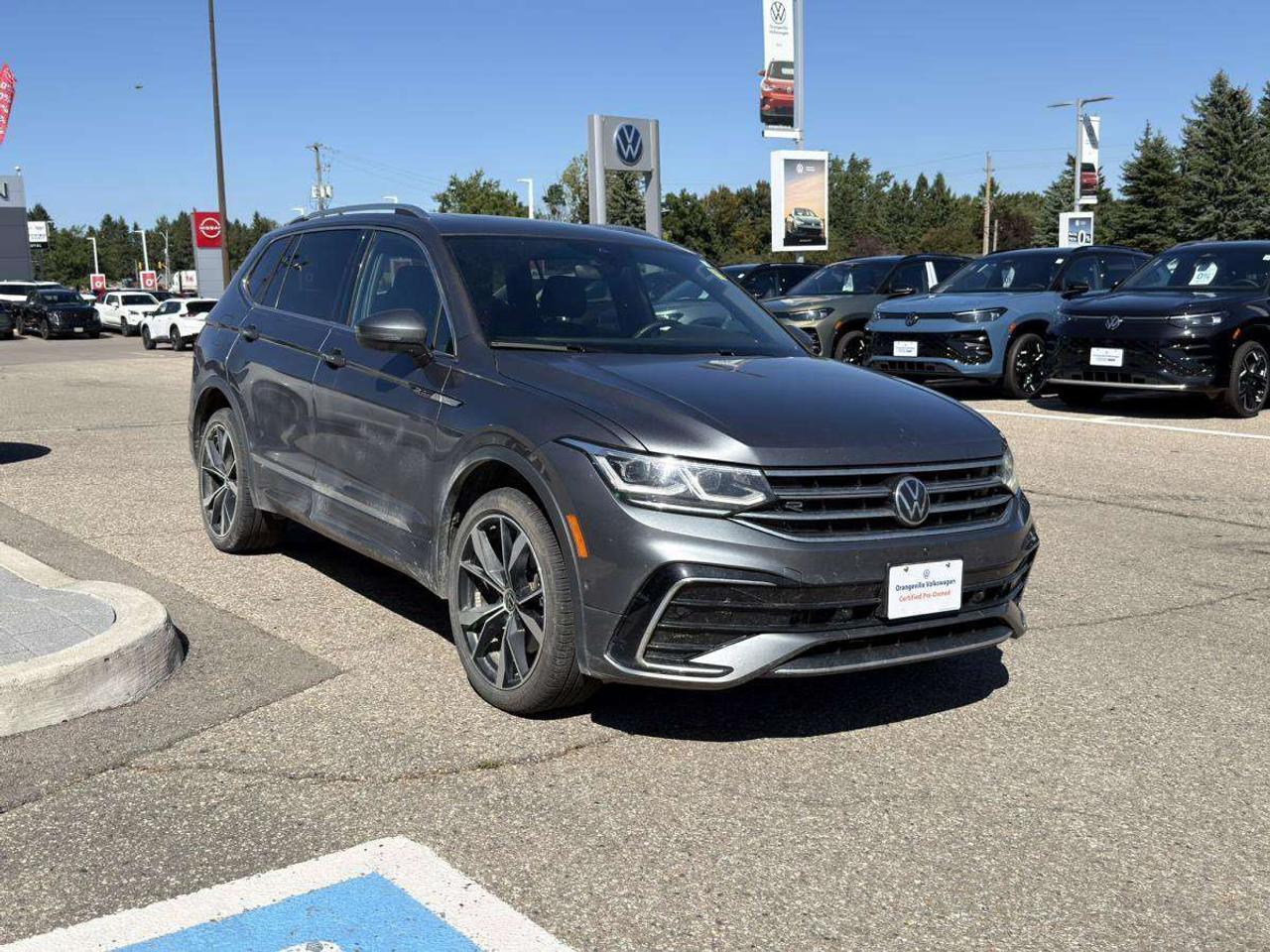 2024 Volkswagen Tiguan HIGHLINE R-LINE 4MOTION Photo1