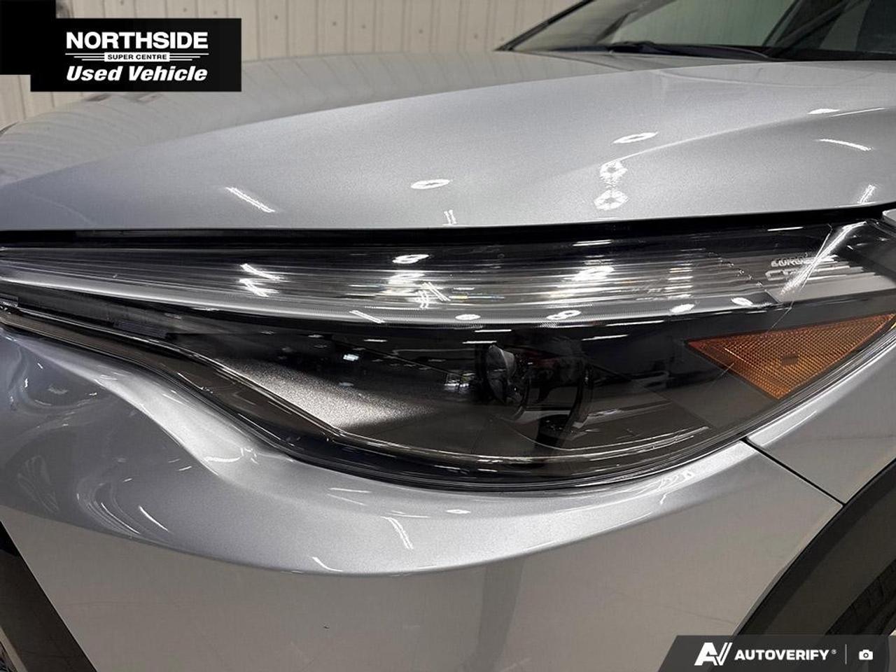 2025 Toyota Corolla Cross Hybrid XSE AWD Photo