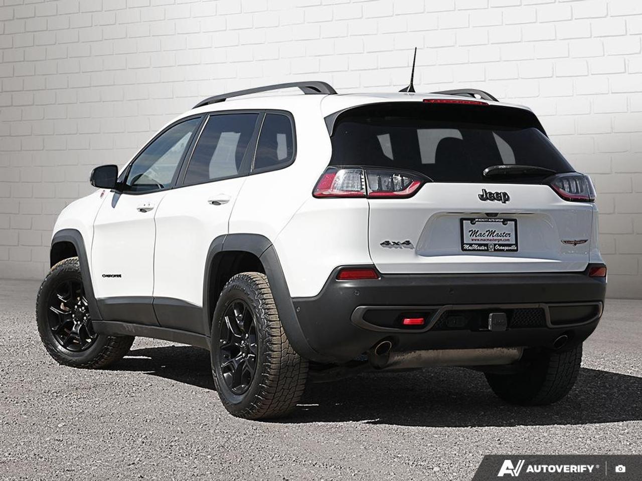 2019 Jeep Cherokee TRAILHAWK ELITE 4X4 Photo2