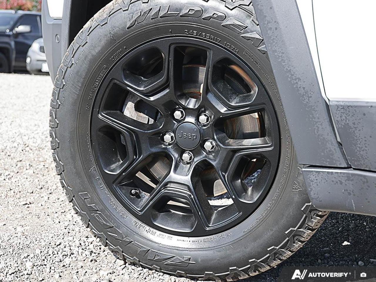 2019 Jeep Cherokee TRAILHAWK ELITE 4X4 Photo
