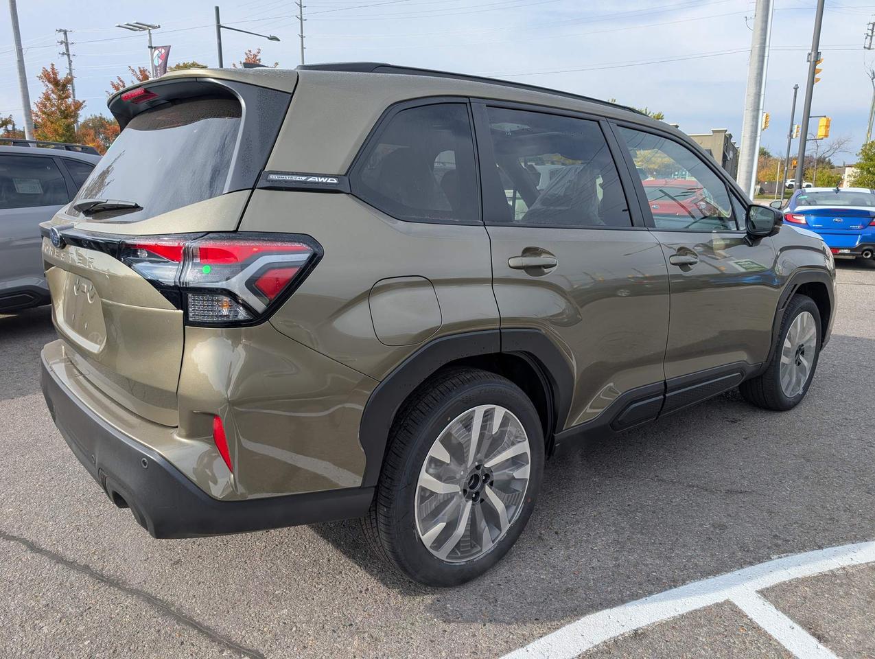 2026 Subaru Forester Premier 4dr All-Wheel Drive Photo2