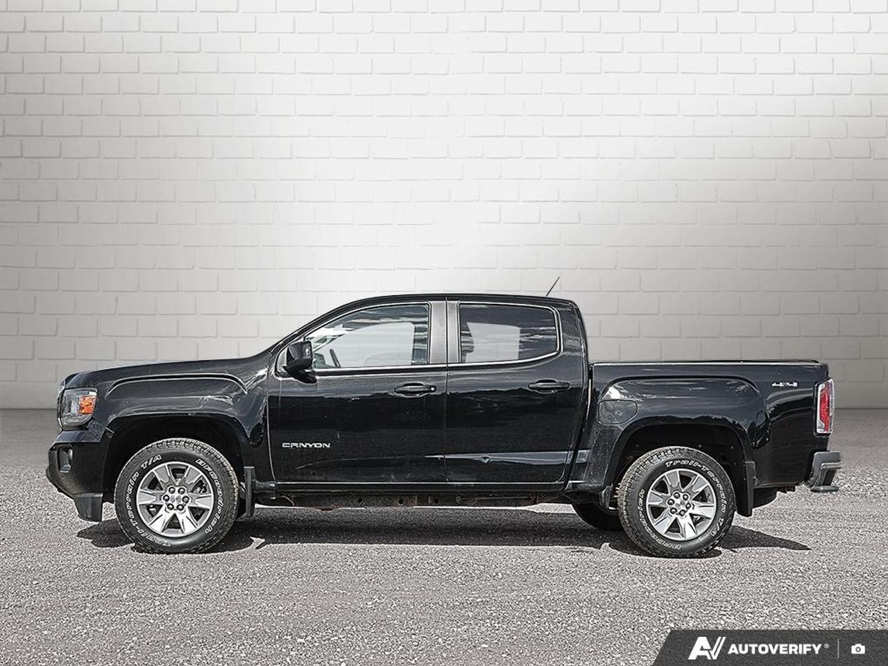 2018 GMC Canyon Crew Cab Short Box 4-Wheel Drive SLE Photo5