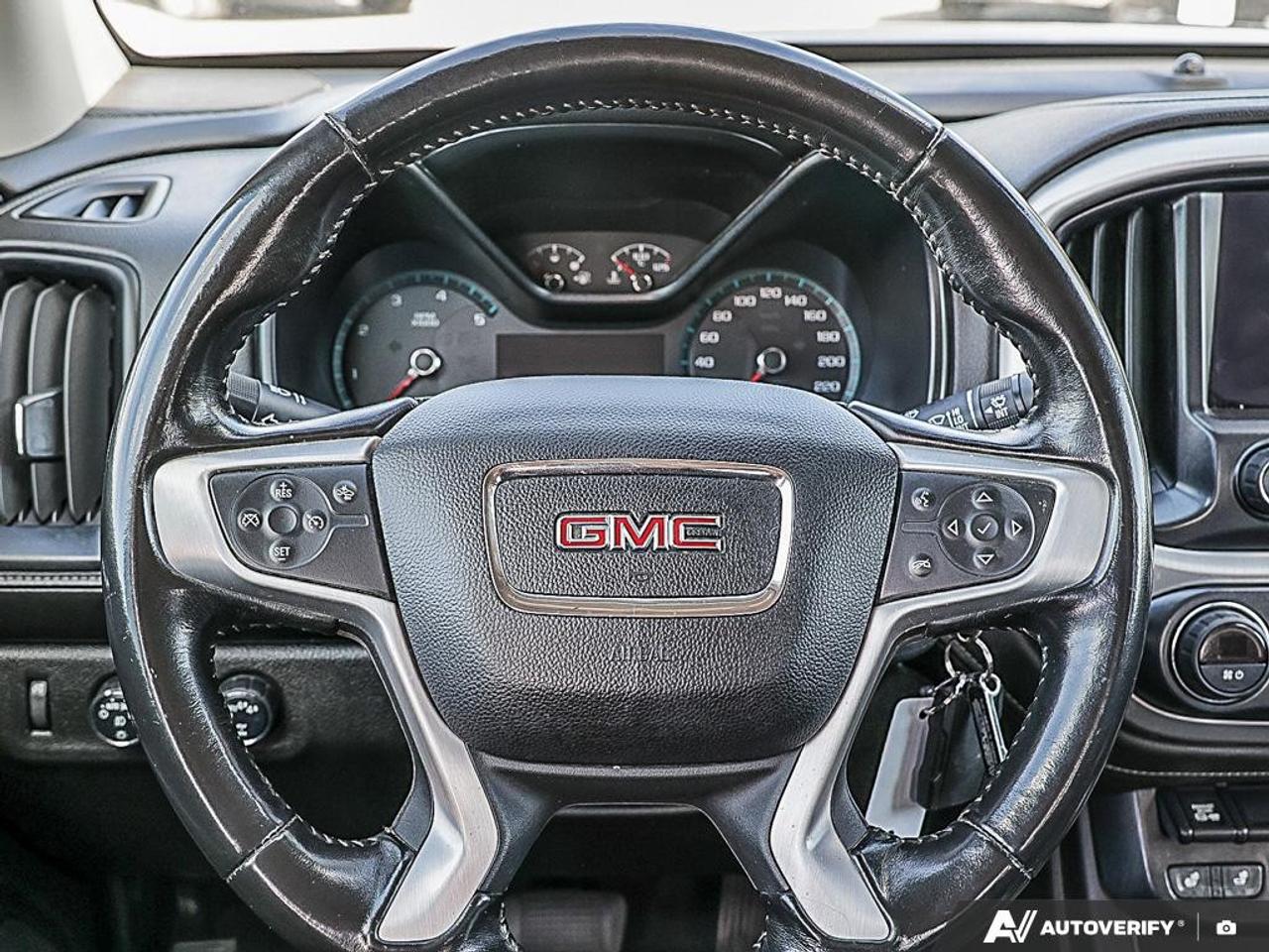 2018 GMC Canyon Crew Cab Short Box 4-Wheel Drive SLE Photo