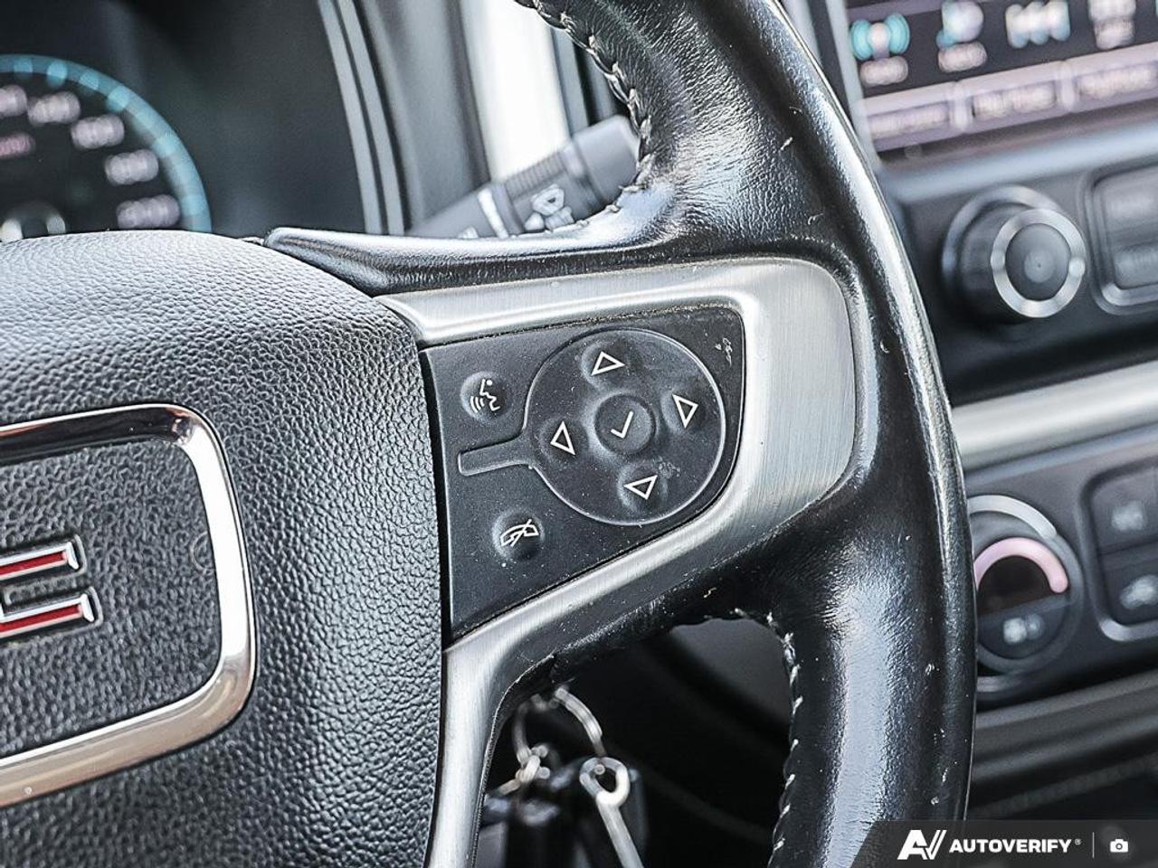 2018 GMC Canyon Crew Cab Short Box 4-Wheel Drive SLE Photo