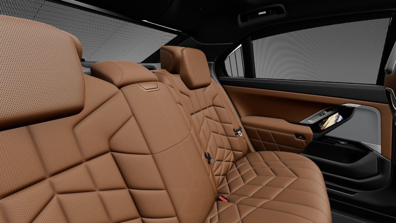 2027 BMW 740 xDrive MSE 4dr All-Wheel Drive Sedan Photo